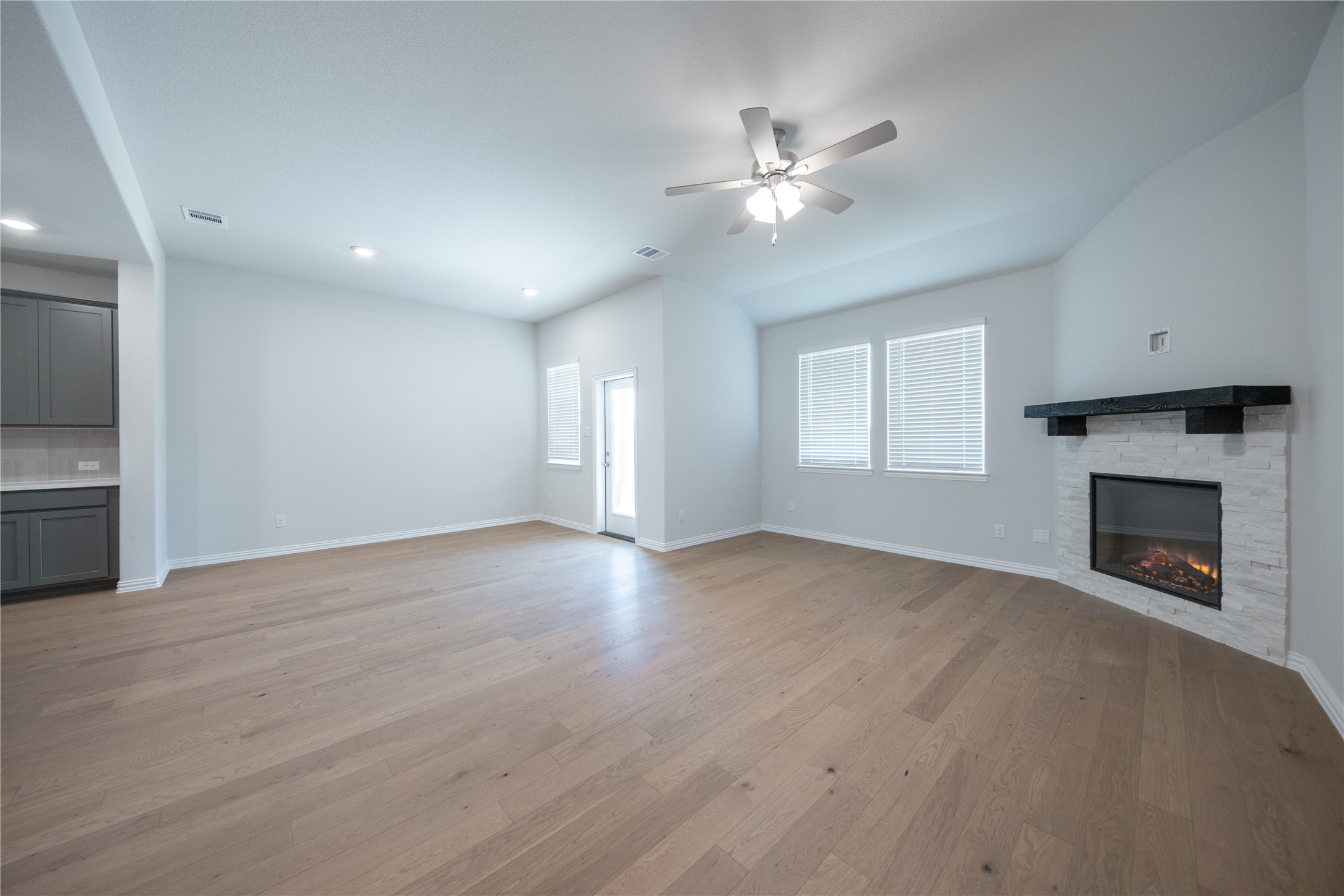 4050 Georges Bend Crandall TX 75114