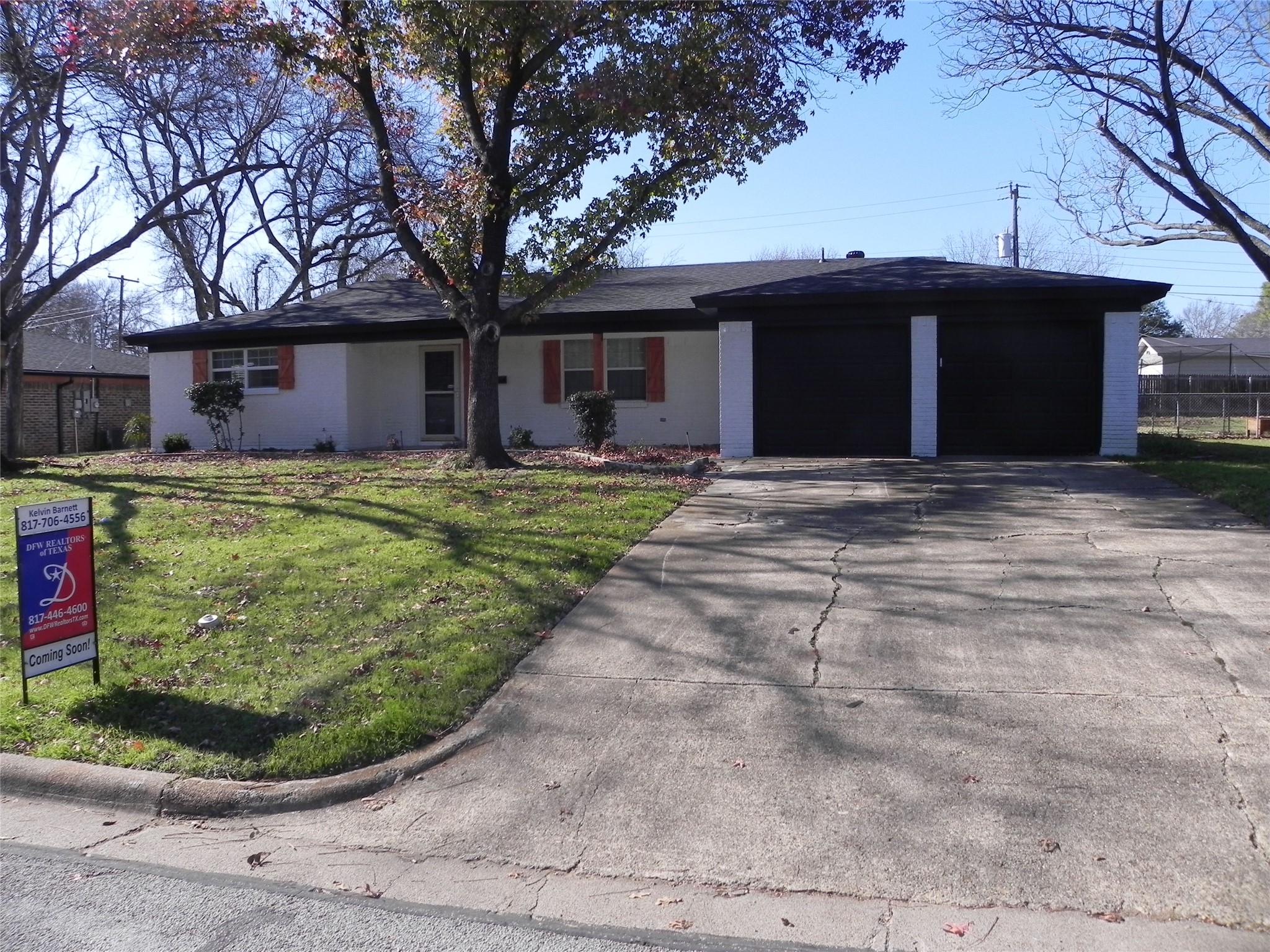 121 N Wisteria Street Mansfield TX 76063