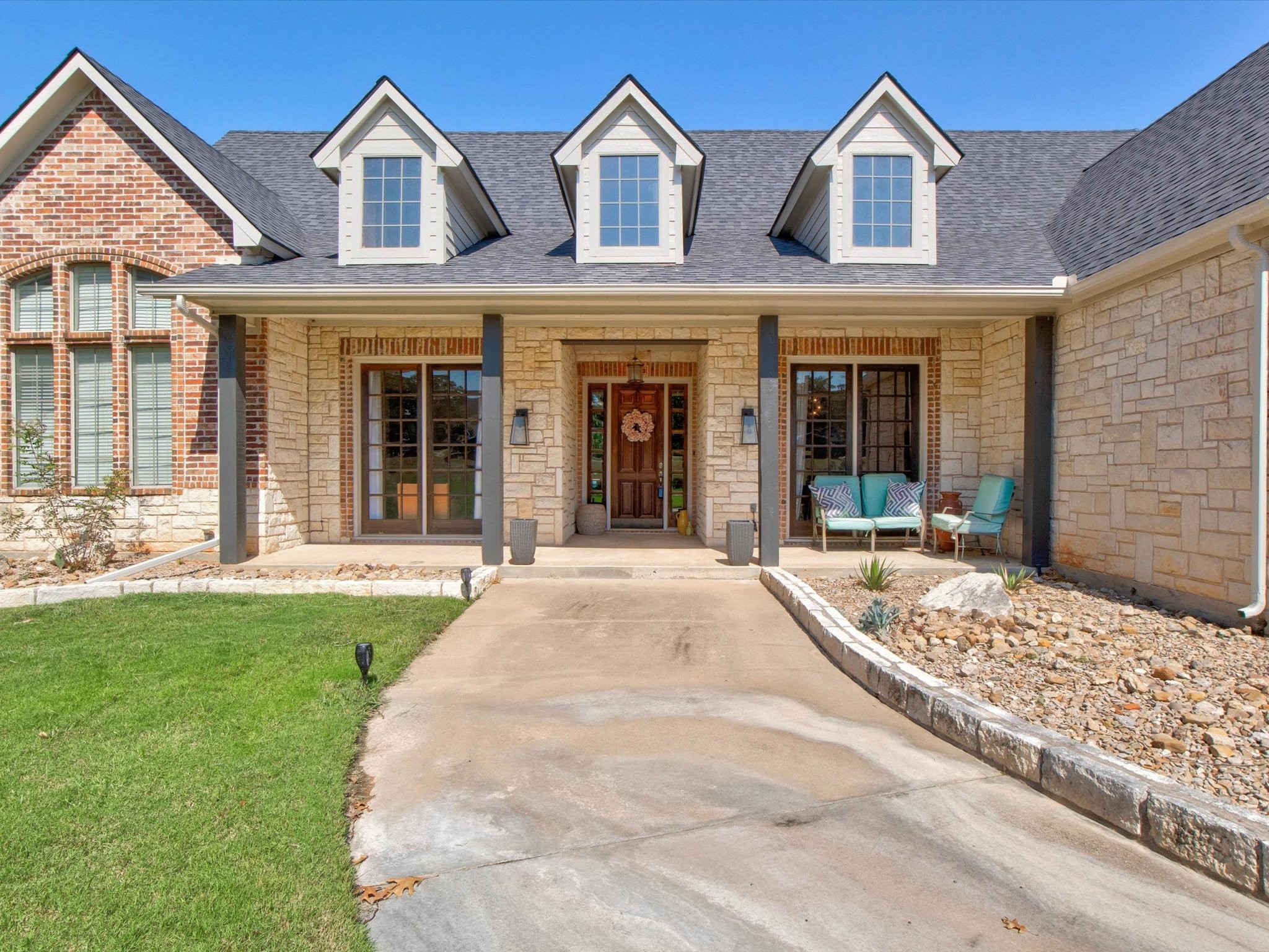 2010 Wigeon Street Granbury TX 76049