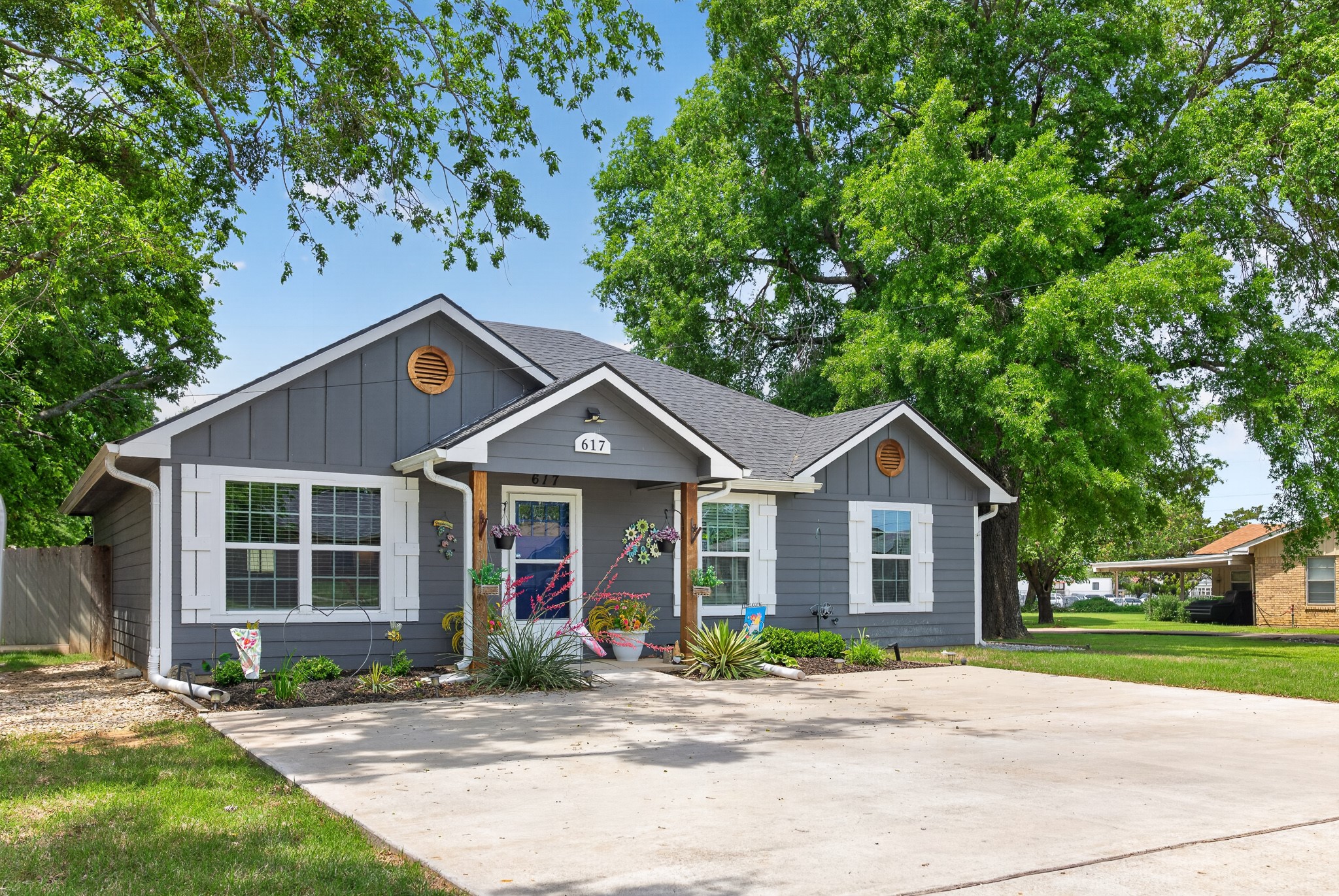 617 N Jordan Street Whitesboro TX 76273