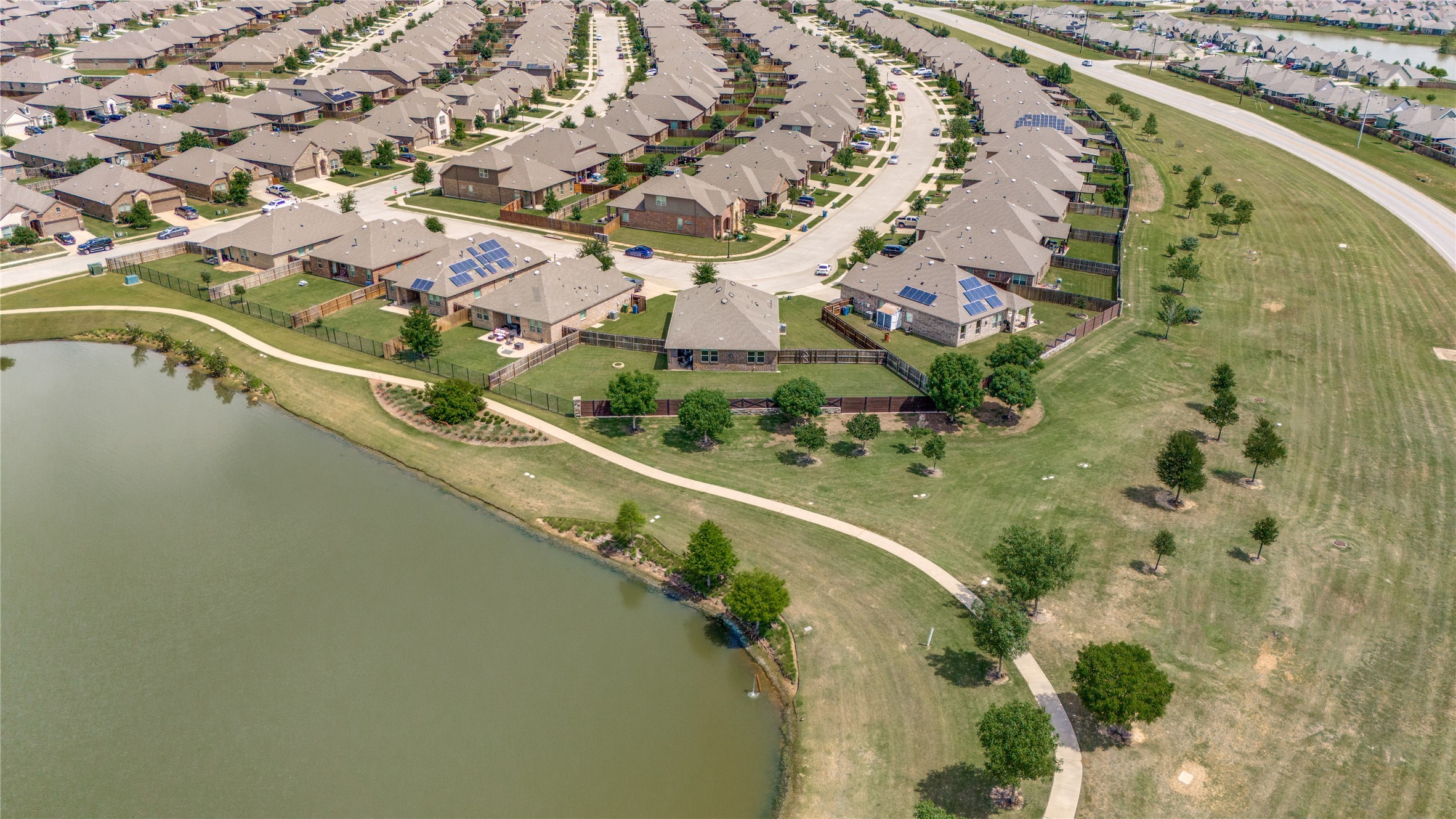 11316 Bullion Way Aubrey TX 76227