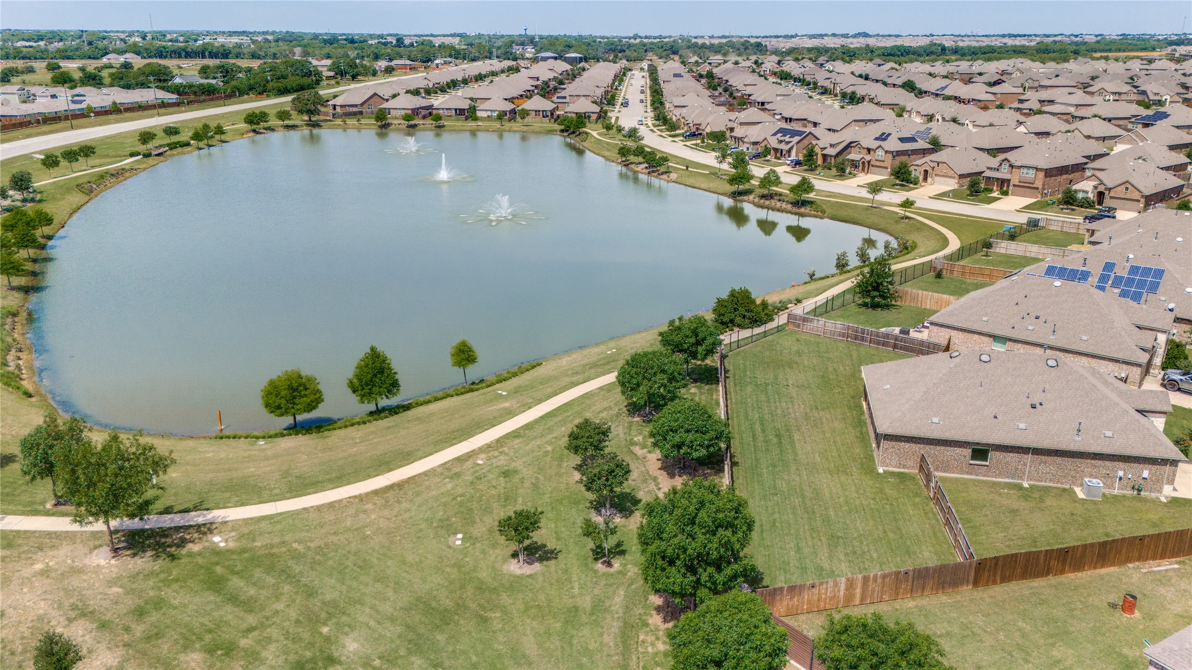 11316 Bullion Way Aubrey TX 76227