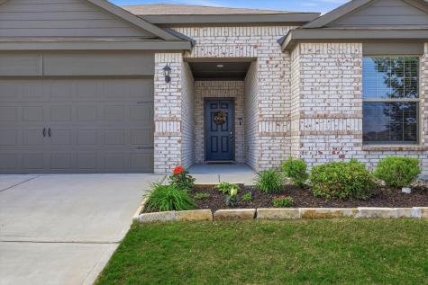 165 Bandana Circle Newark TX 76071