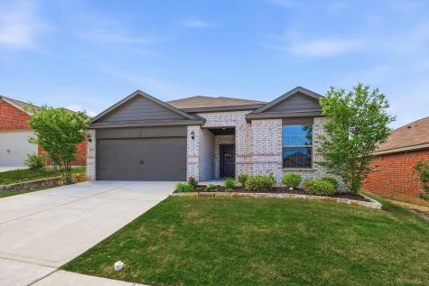165 Bandana Circle Newark TX 76071