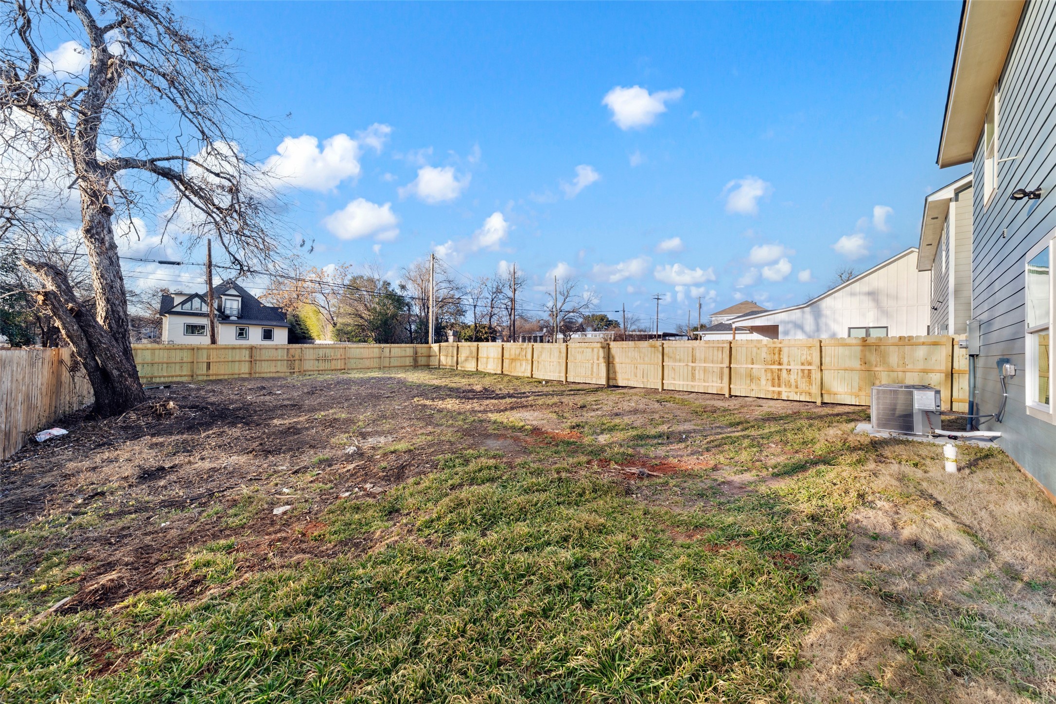 1909 Sanger Avenue Waco TX 76707