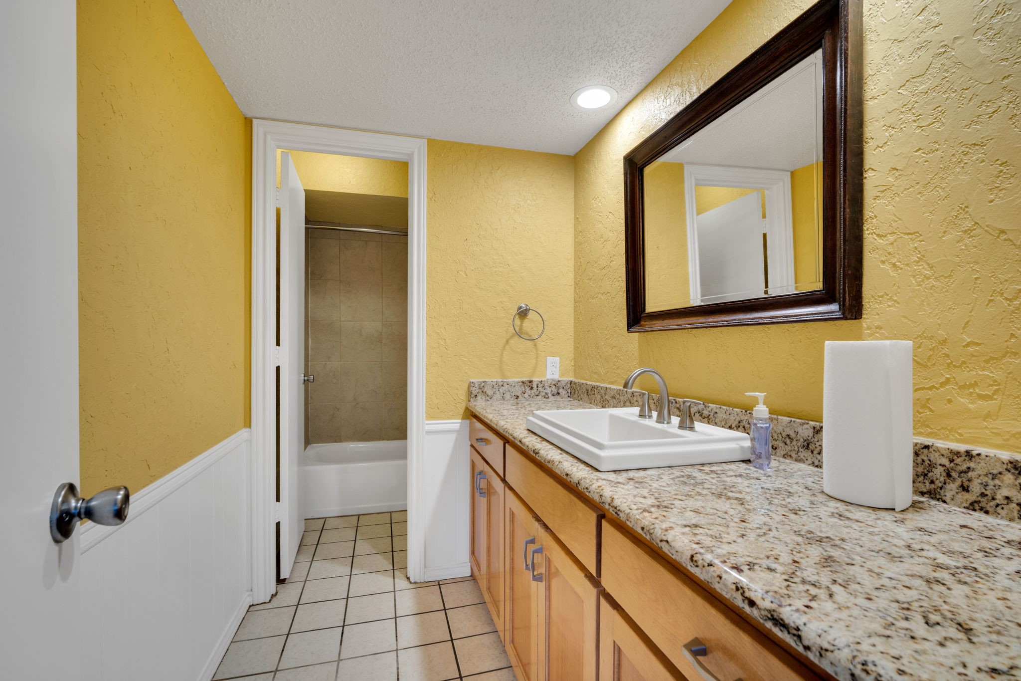 1710 Williamsburg Circle Ennis TX 75119