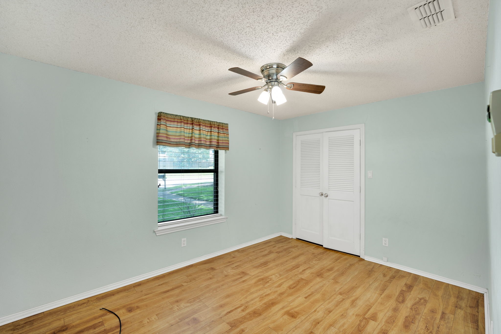 1710 Williamsburg Circle Ennis TX 75119