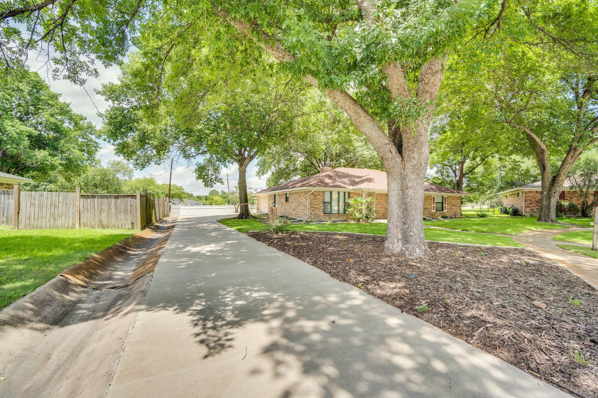 1710 Williamsburg Circle Ennis TX 75119