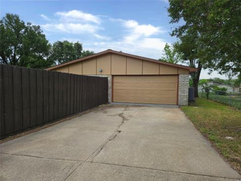 3717 Red Oak Drive Garland TX 75043