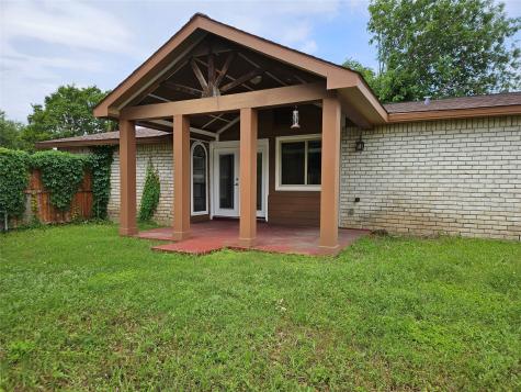 3717 Red Oak Drive Garland TX 75043