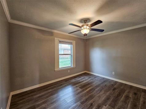 3717 Red Oak Drive Garland TX 75043