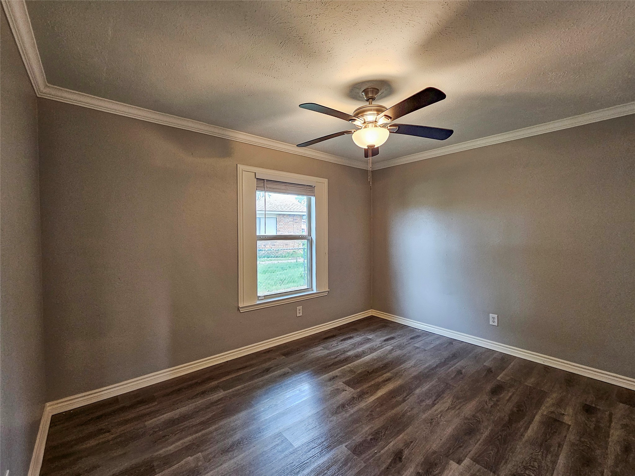 3717 Red Oak Drive Garland TX 75043