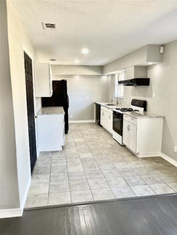 1838 N Prairie Creek Road Dallas TX 75217