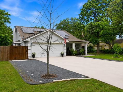 3031 Delaware Trail Lake Worth TX 76135