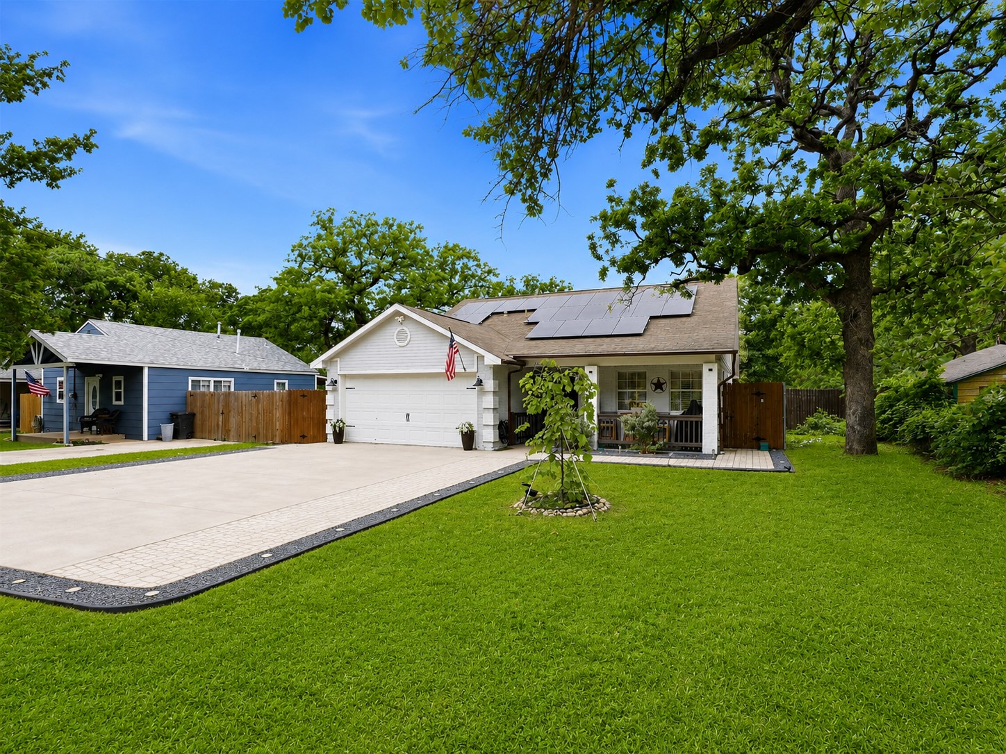3031 Delaware Trail Lake Worth TX 76135