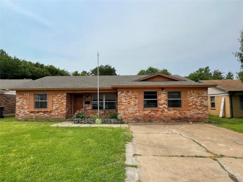 1812 W Scott Street Sherman TX 75092