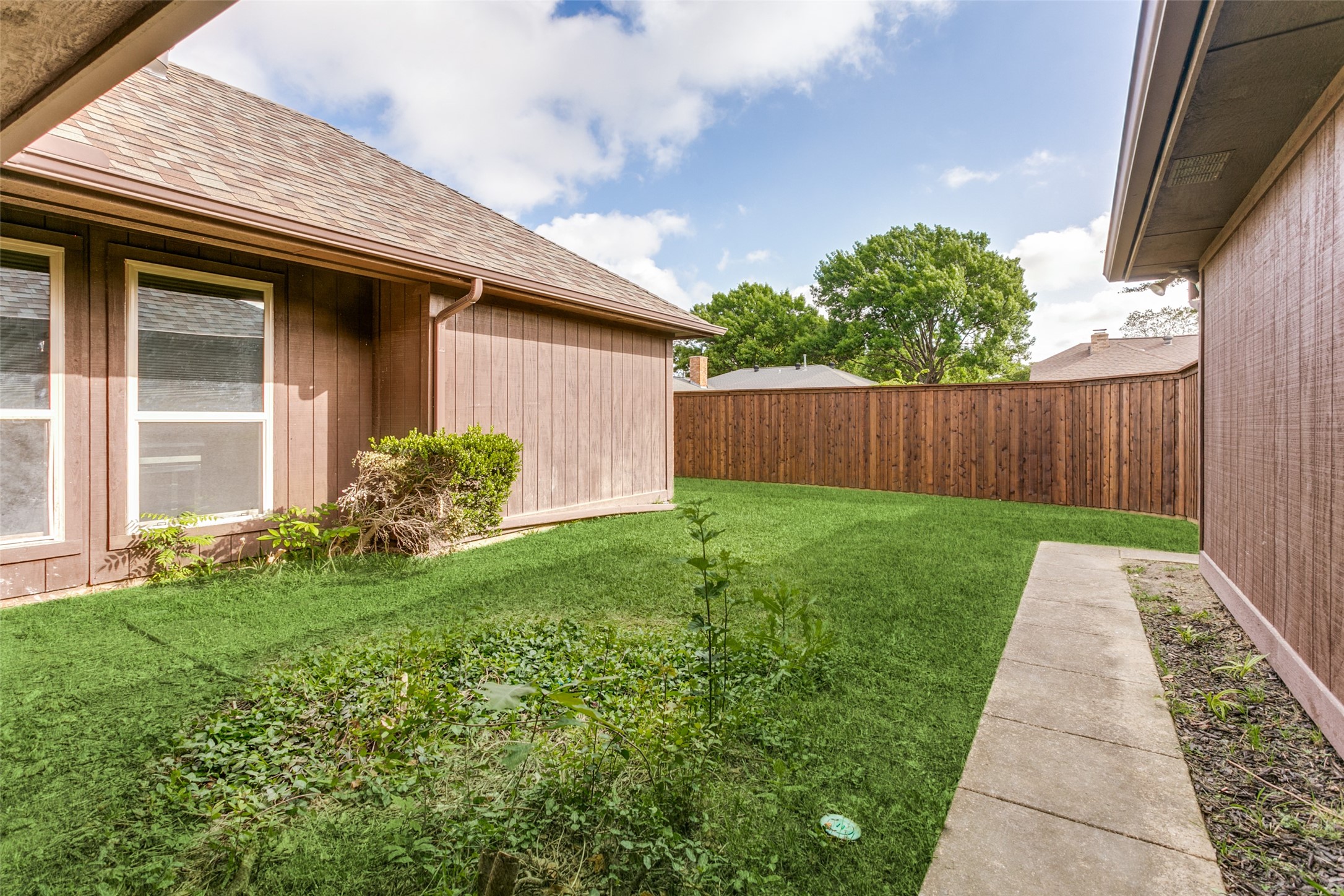 1561 Century Oaks Drive Lewisville TX 75077