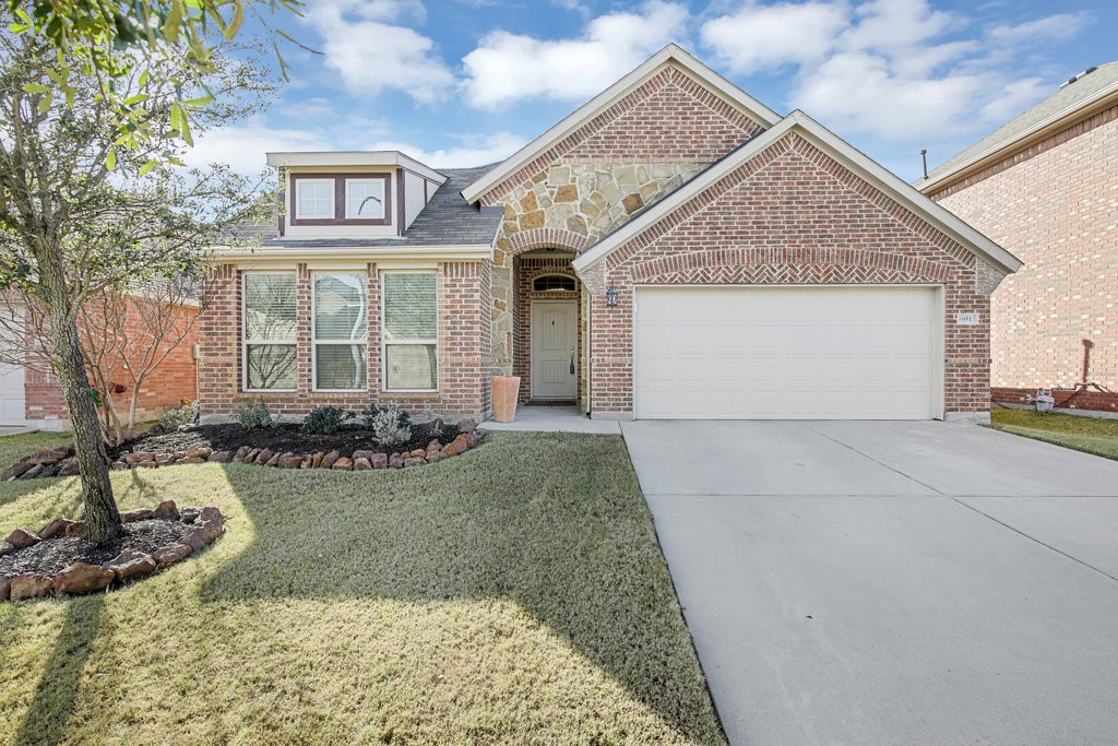 10513 Patron Trail Fort Worth TX 76108