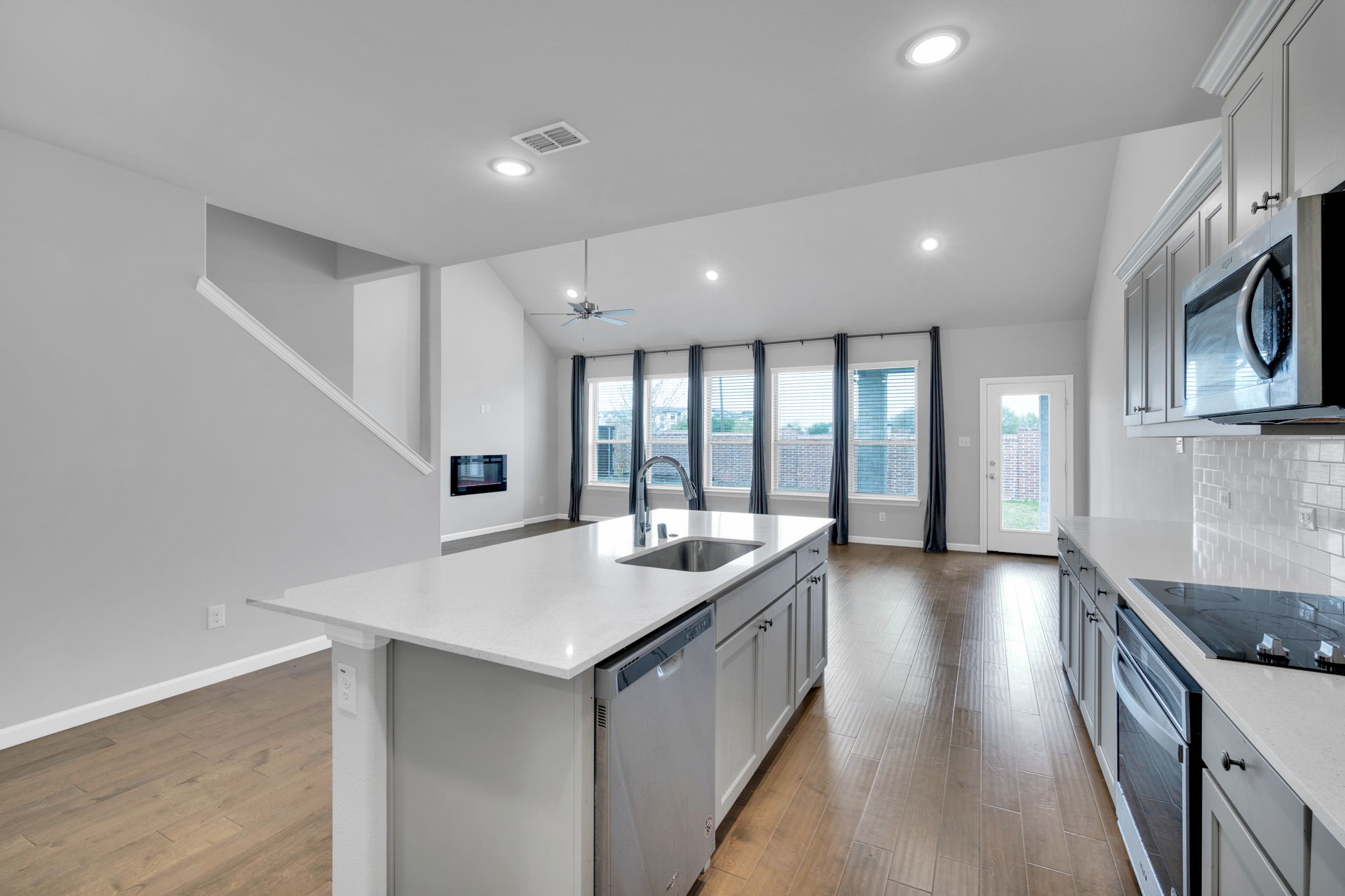 325 Adwood Drive Waxahachie TX 75165