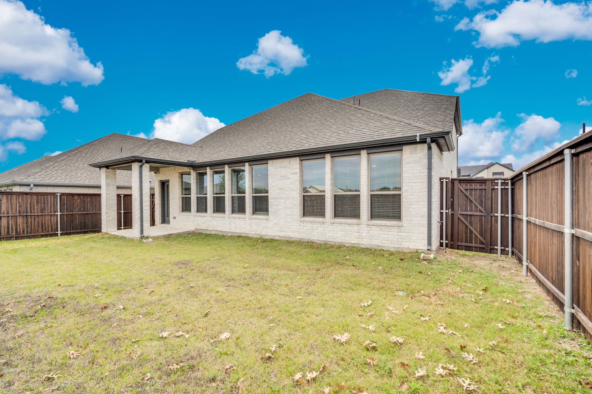 325 Adwood Drive Waxahachie TX 75165
