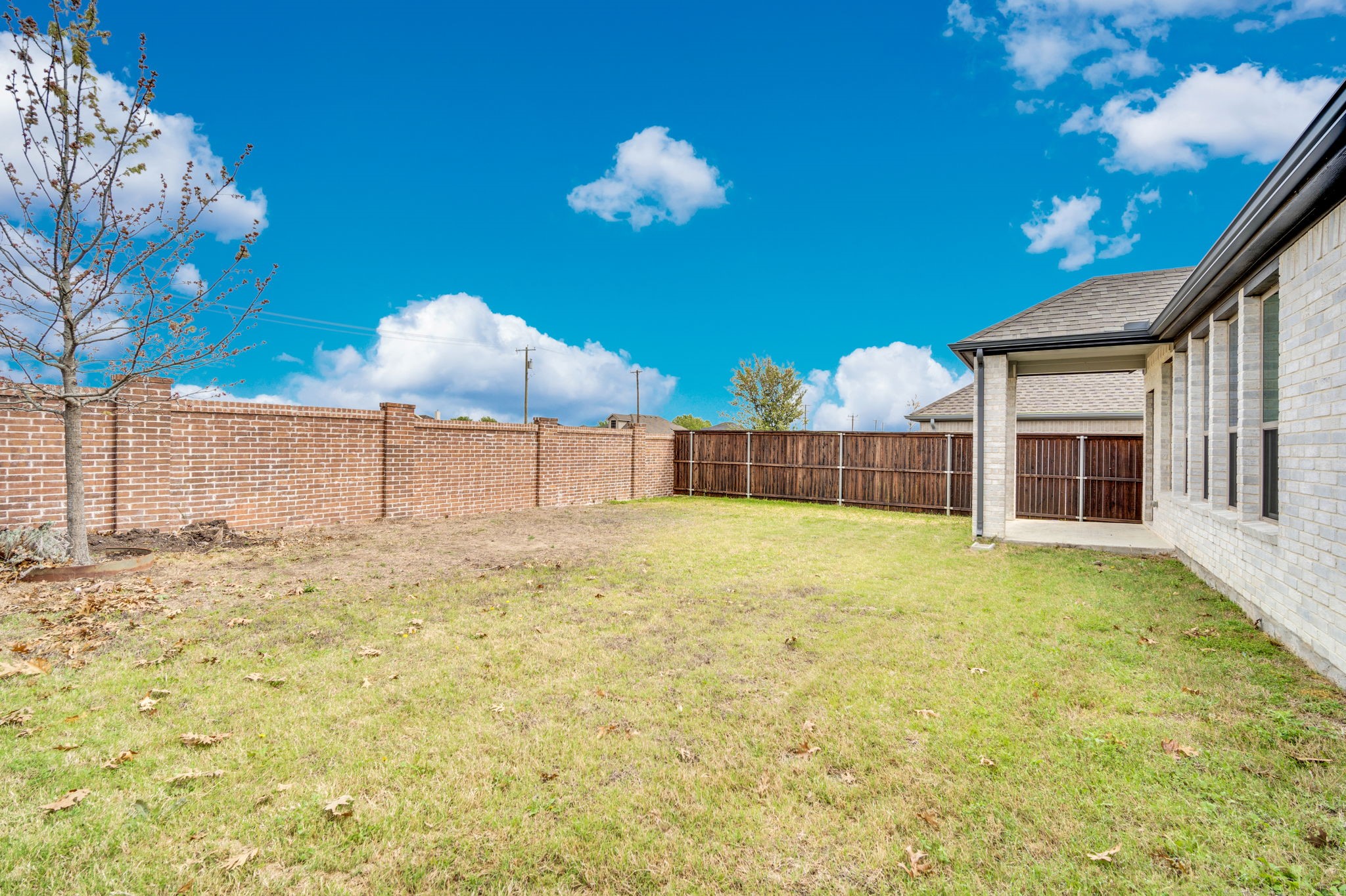 325 Adwood Drive Waxahachie TX 75165