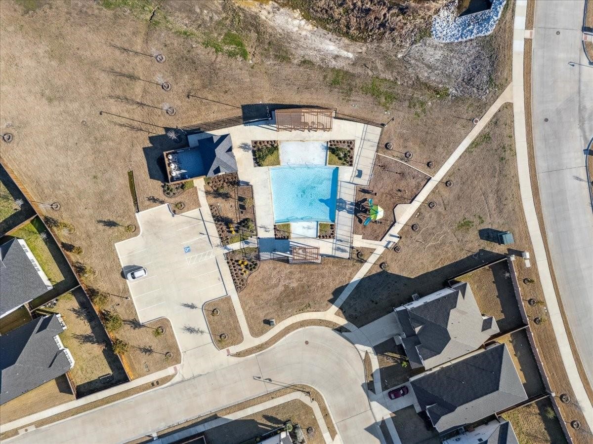 325 Adwood Drive Waxahachie TX 75165
