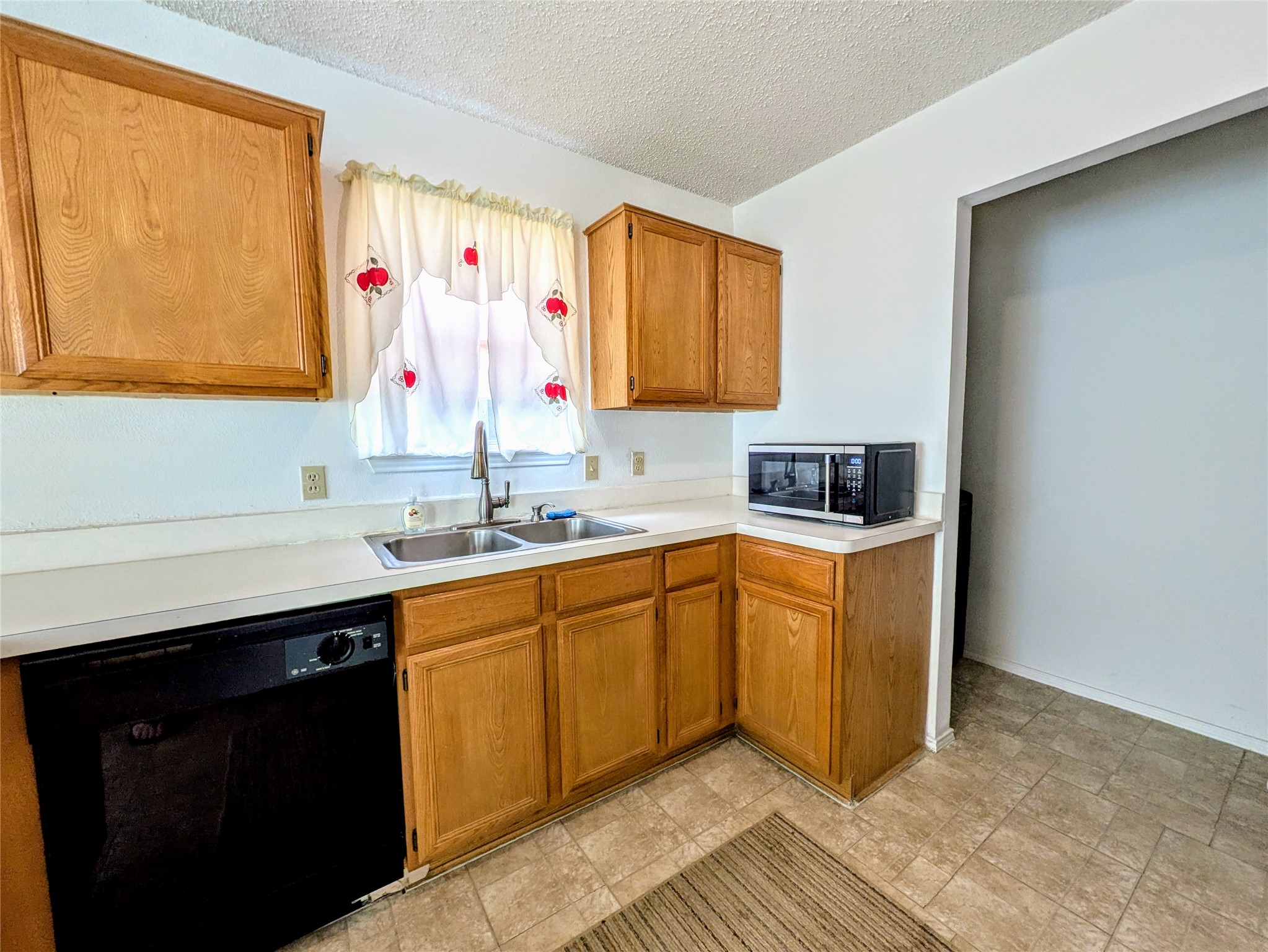 2819 Martsy Court Arlington TX 76014