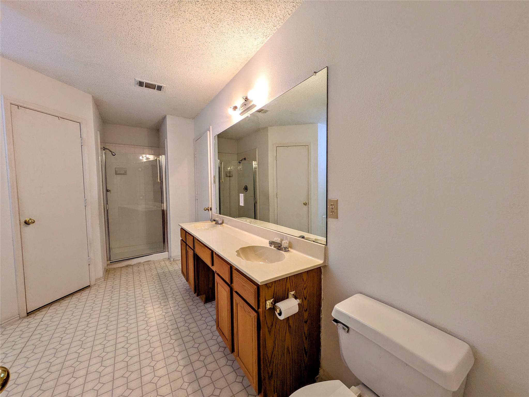 2819 Martsy Court Arlington TX 76014