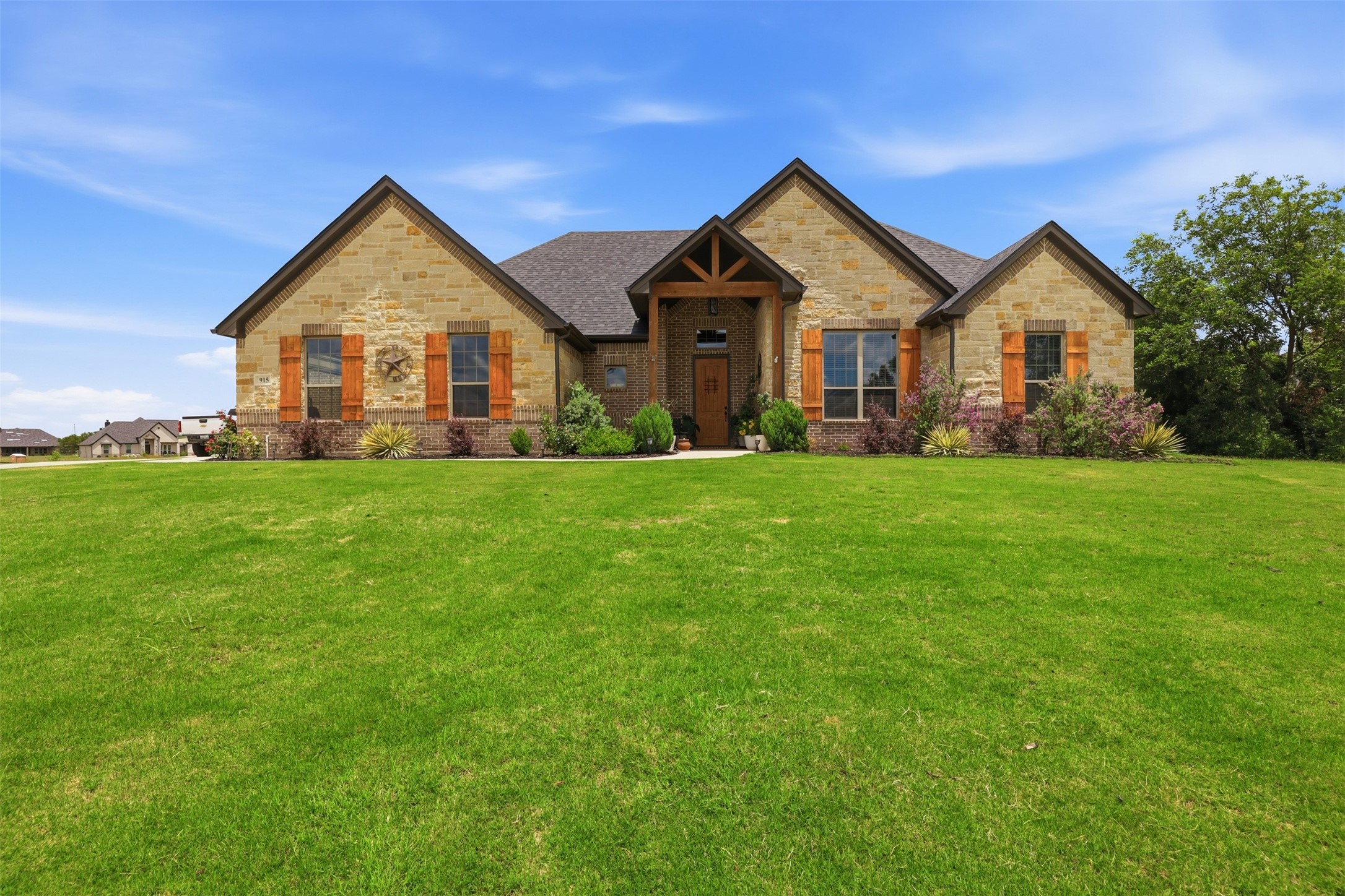 915 Taylor Branch Springtown TX 76082