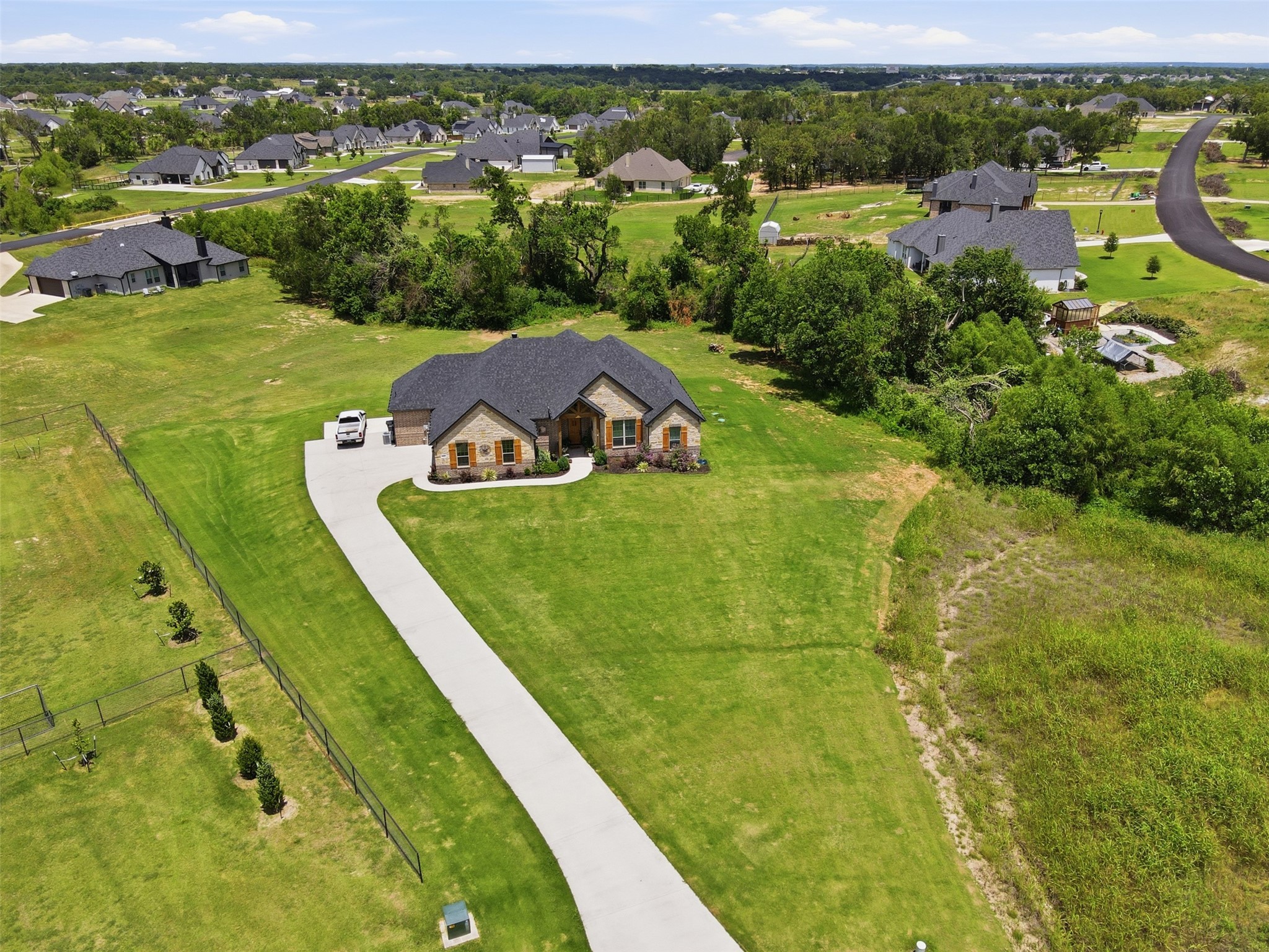 915 Taylor Branch Springtown TX 76082