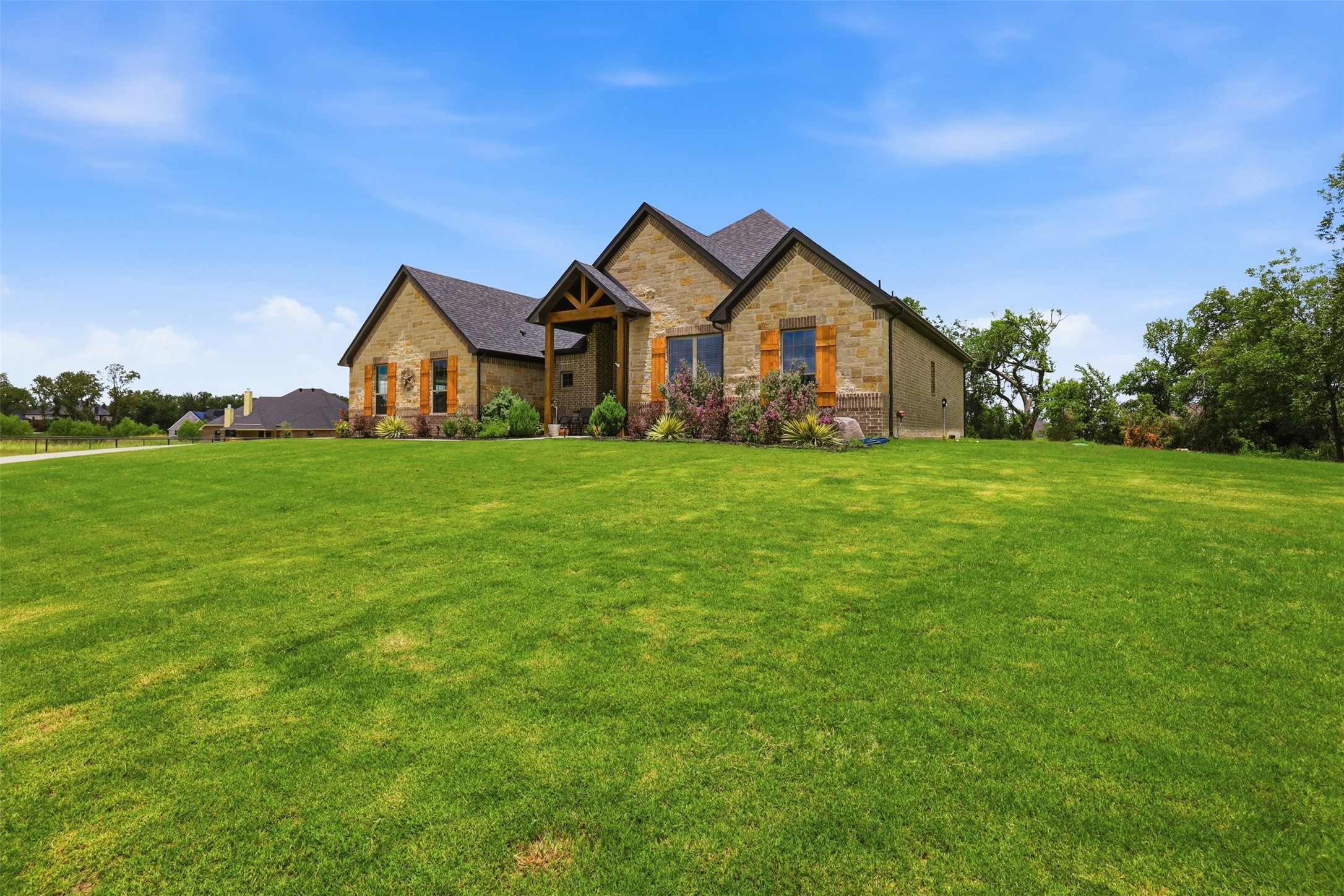 915 Taylor Branch Springtown TX 76082