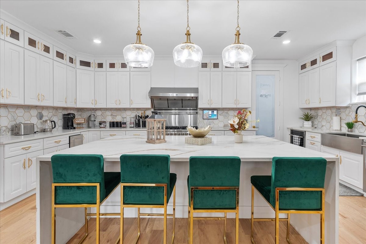4726 Hopkins Avenue Dallas TX 75209