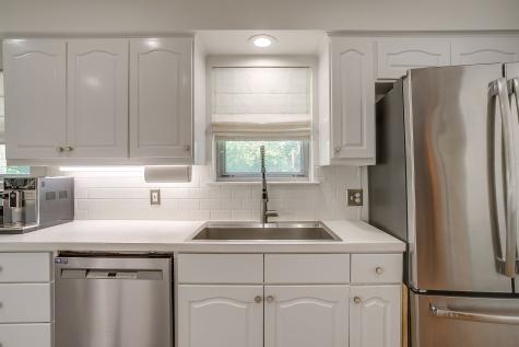 3917 Marys Creek Drive Benbrook TX 76116