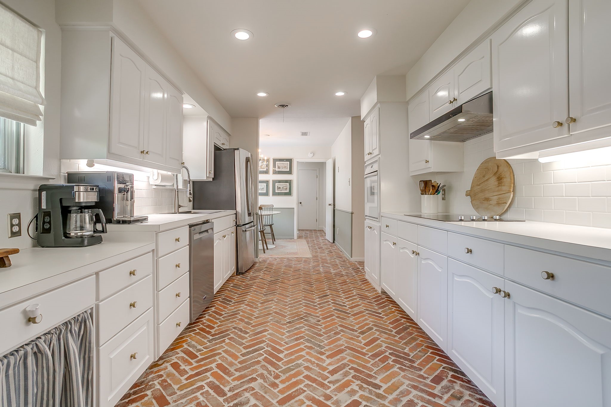 3917 Marys Creek Drive Benbrook TX 76116