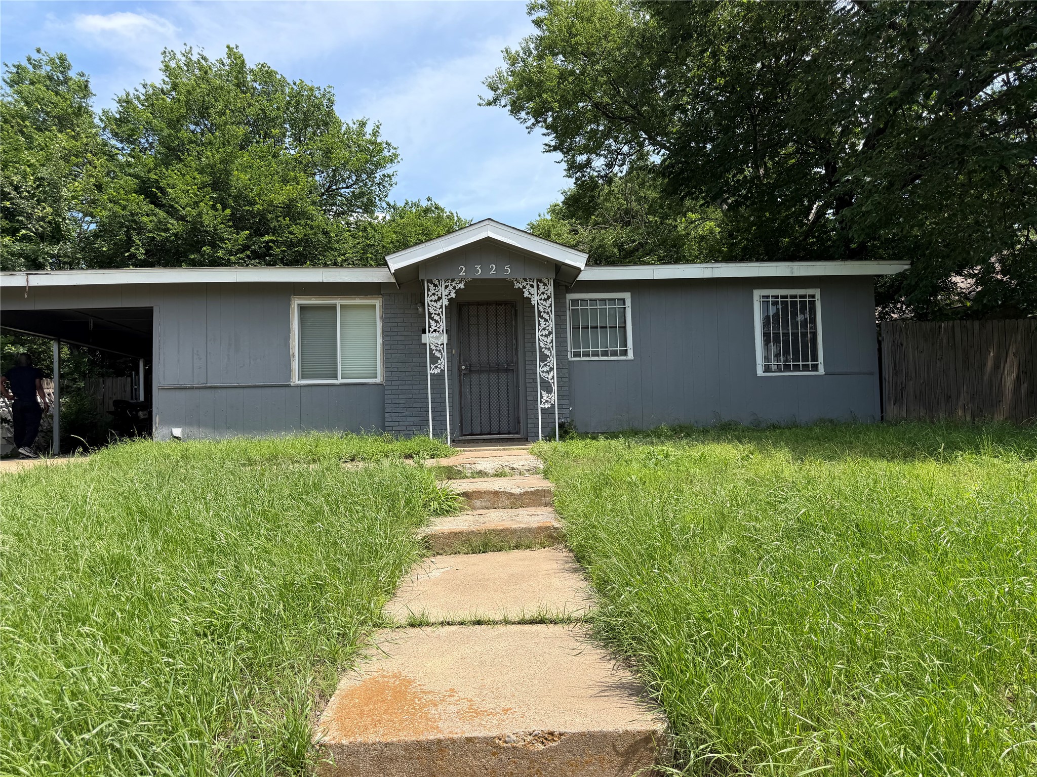 2325 Felder Lane Fort Worth TX 76112