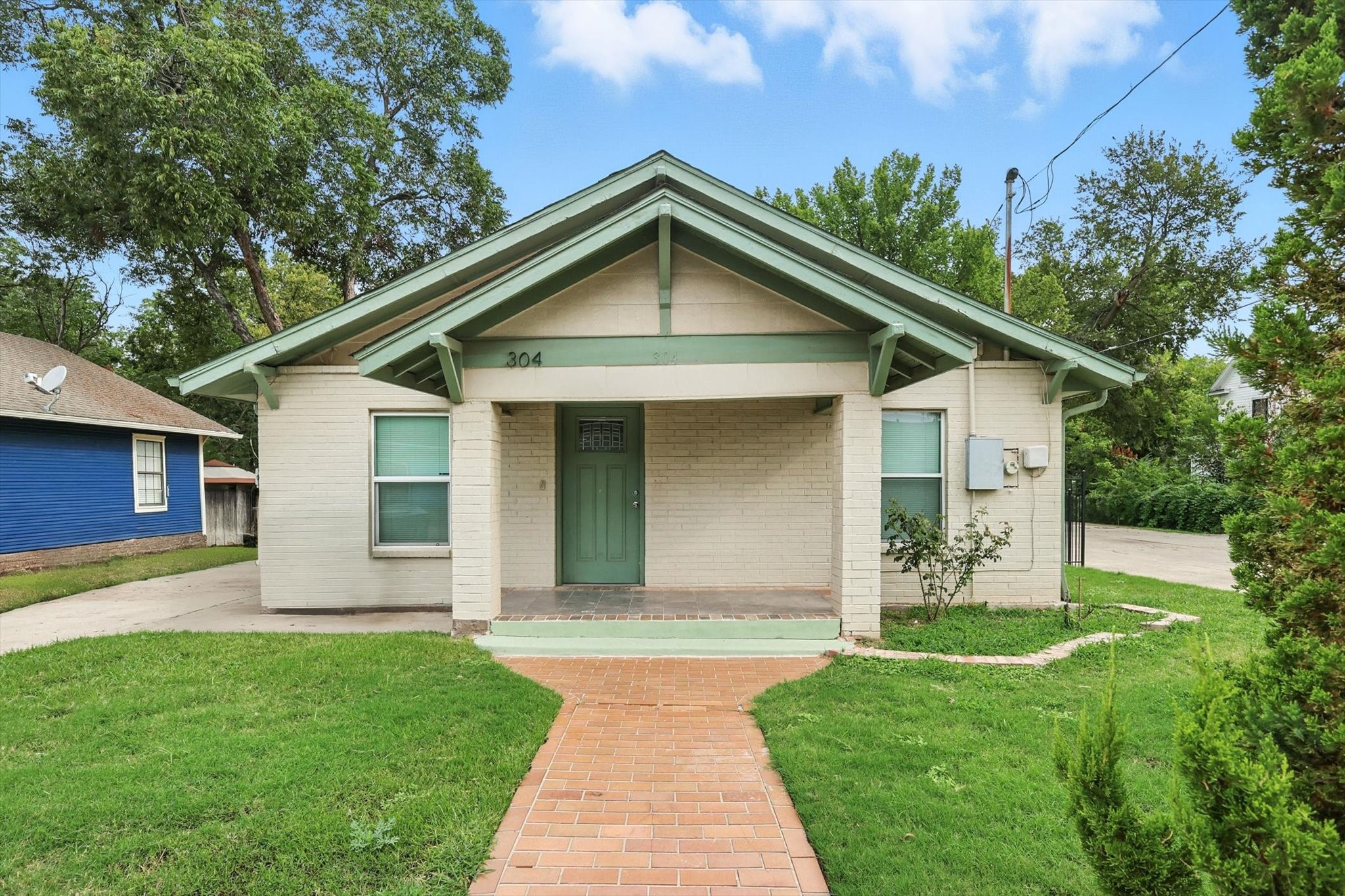 304 W Prairie Street Denton TX 76201