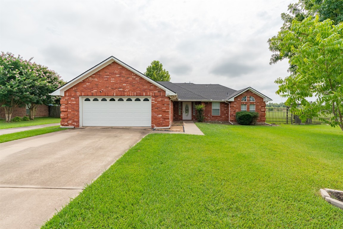 5111 Creek Crossing Drive Greenville TX 75402