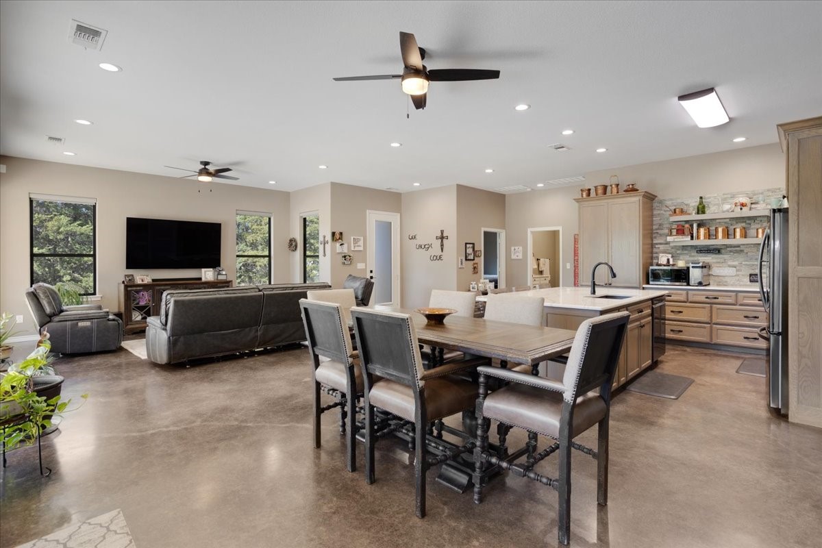 7250 N Fm 273 Ivanhoe TX 75447