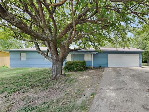 3033 Baskin Drive Lancaster TX 75134
