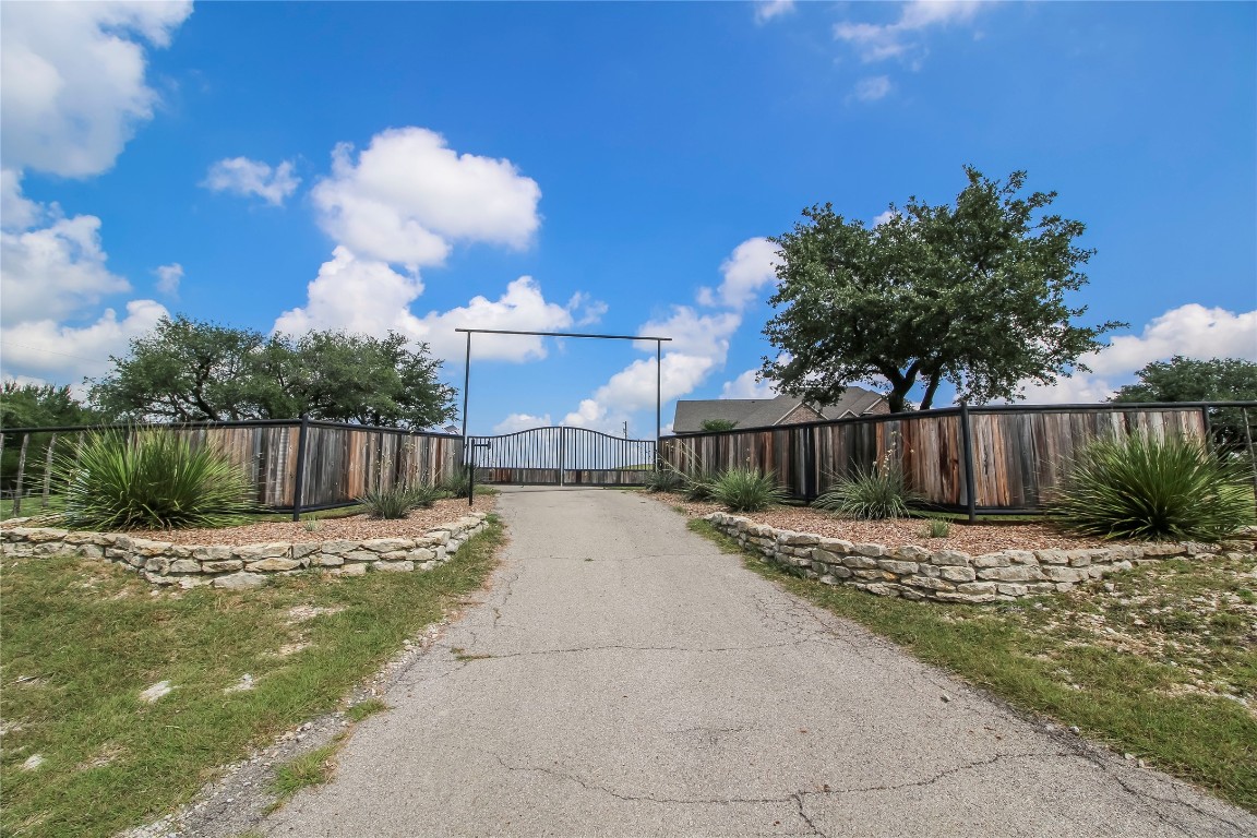 500 Sharla Smelley Road Weatherford TX 76088