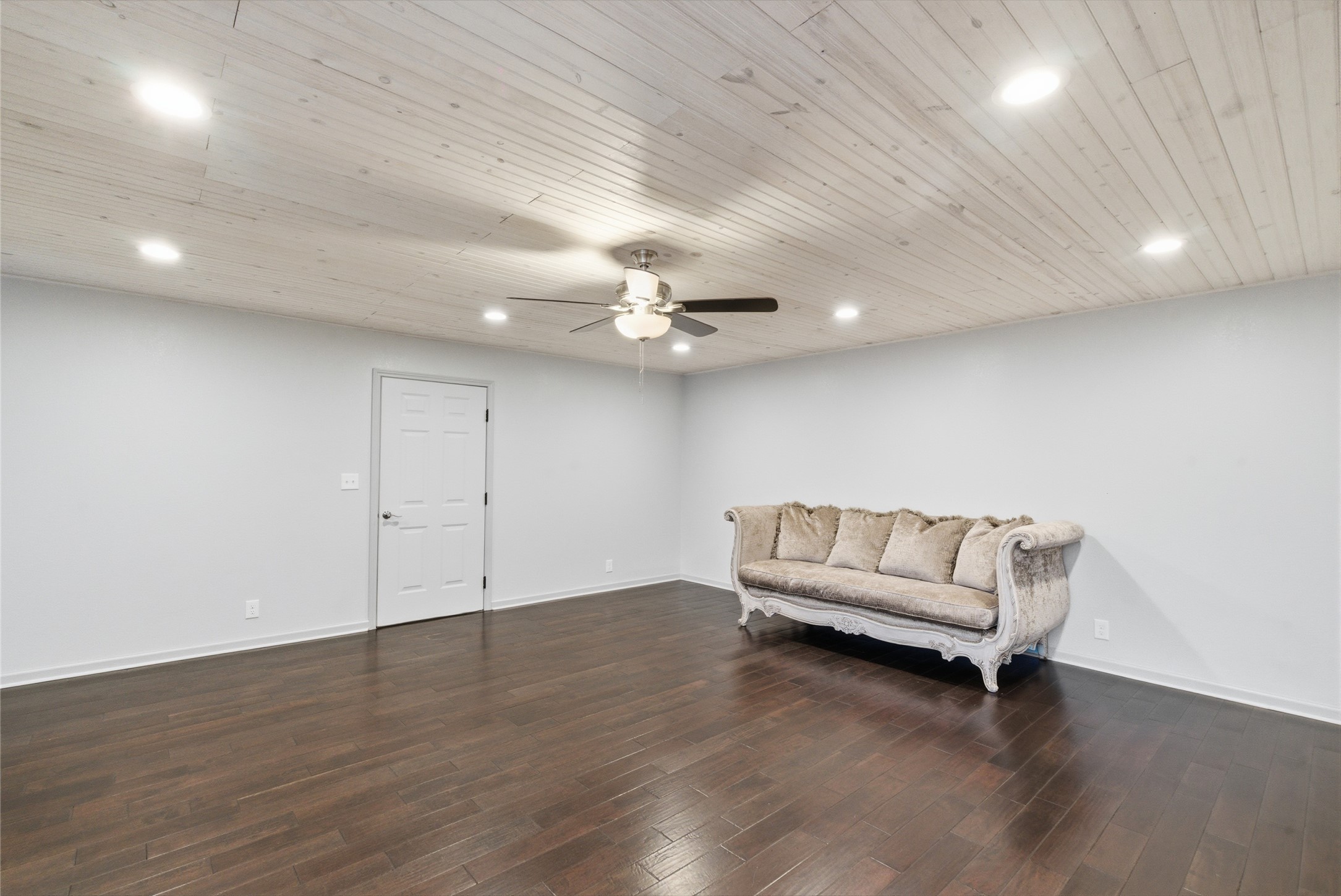 1415 Scenic Graham TX 76450