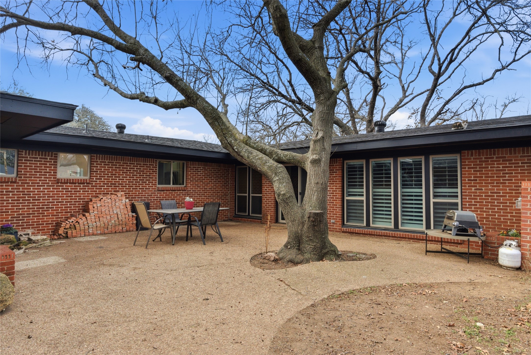 1415 Scenic Graham TX 76450