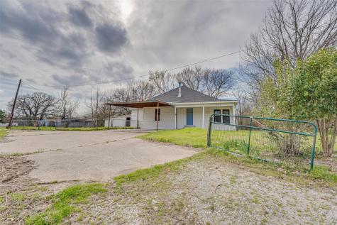 382 County Road 3102 Greenville TX 75402