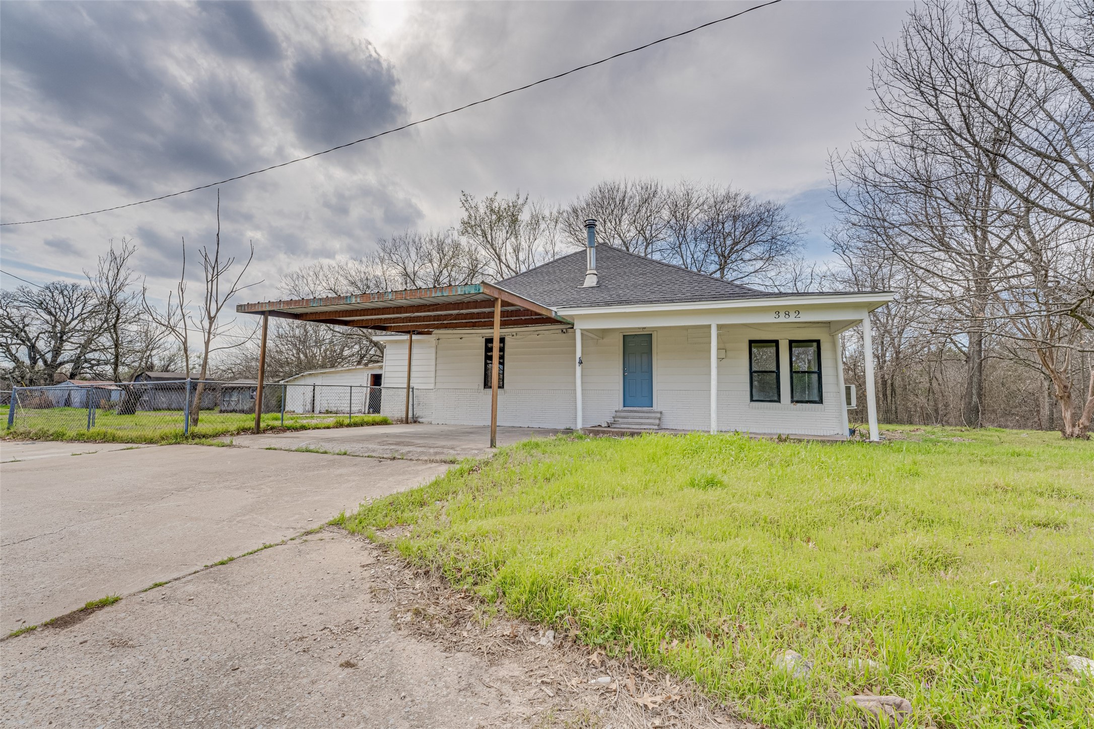 382 County Road 3102 Greenville TX 75402