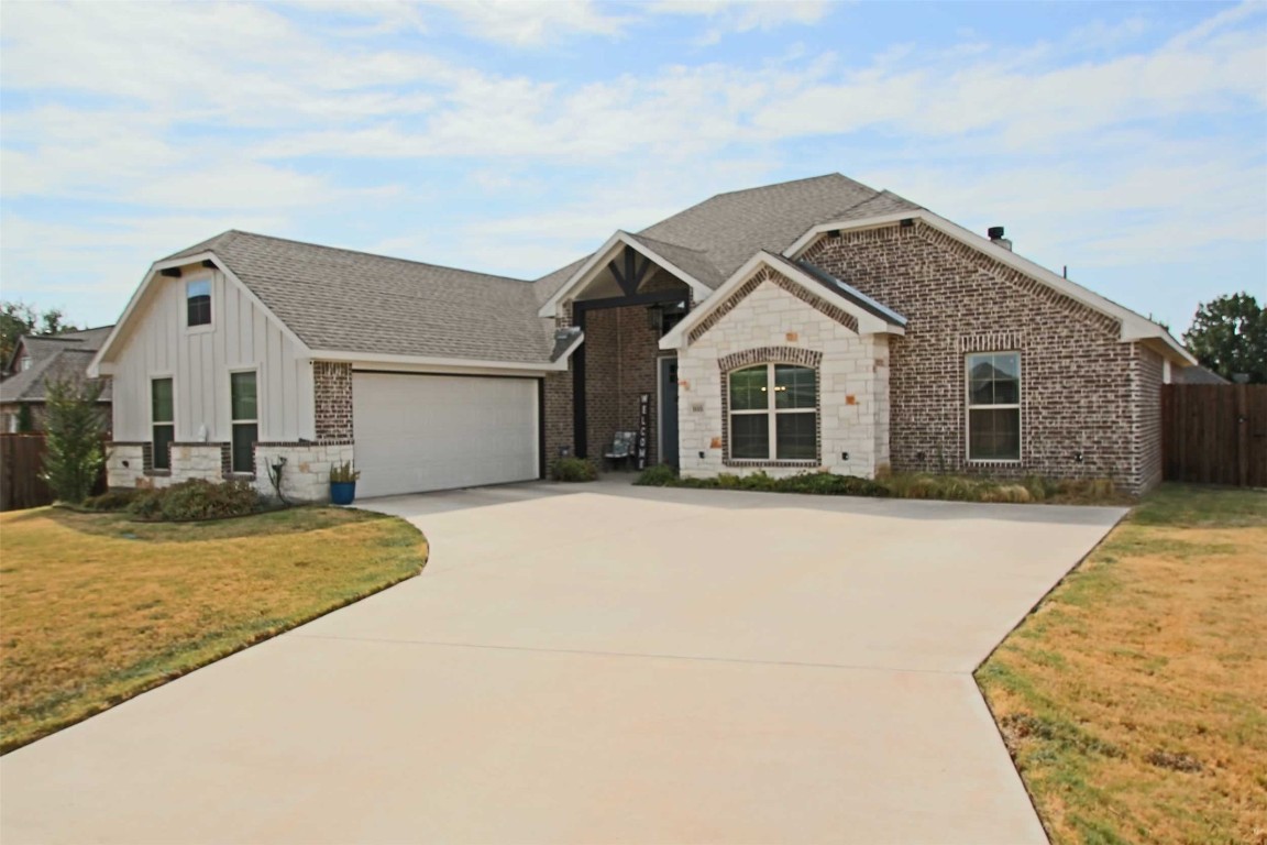 105 Bent Creek Court Cleburne TX 76033