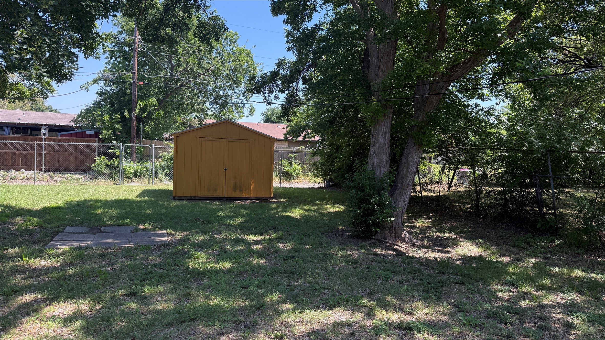 3516 Softcloud Drive Dallas TX 75241