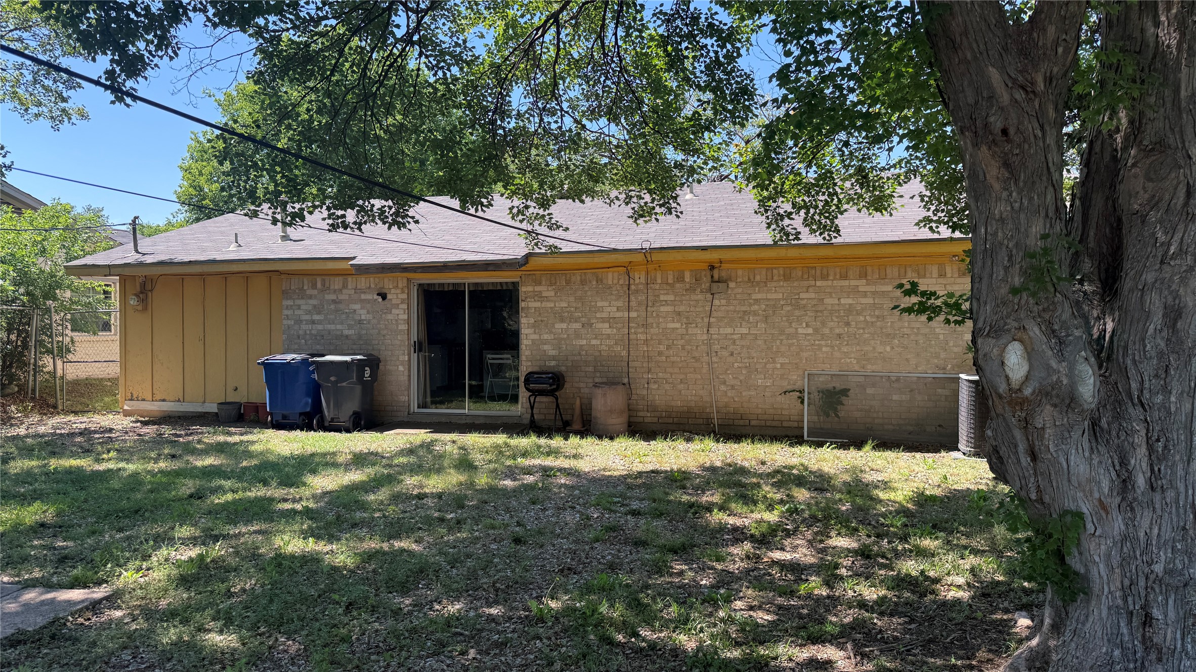 3516 Softcloud Drive Dallas TX 75241