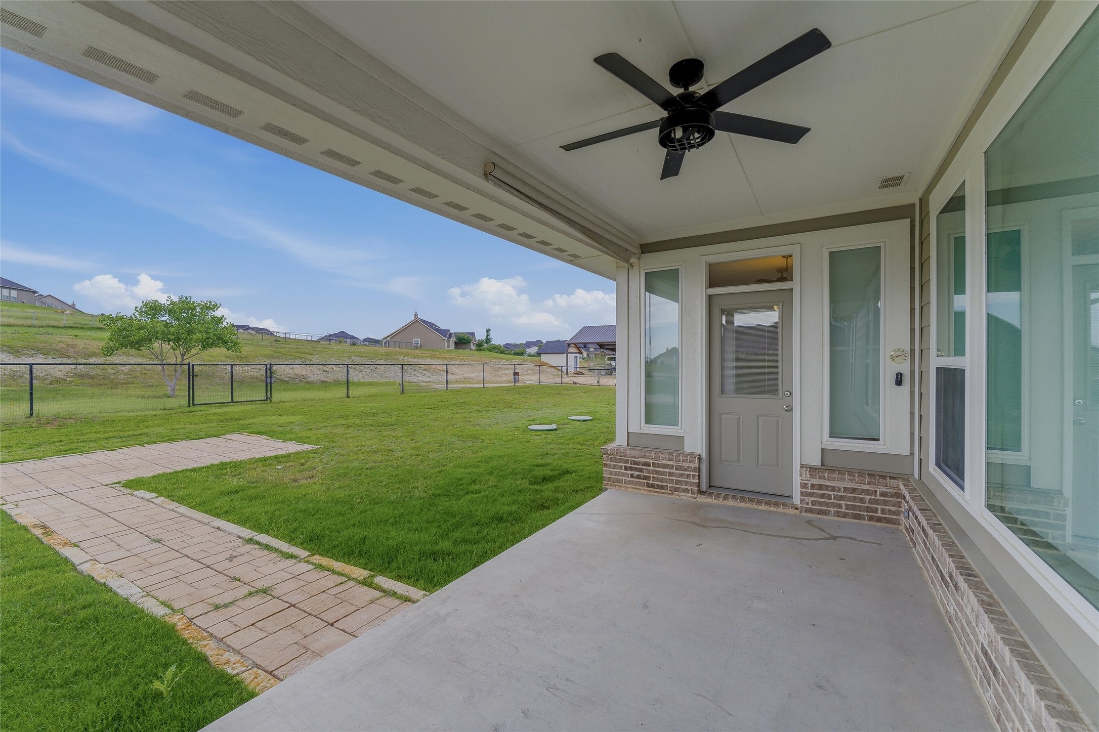 1037 Flagstone Drive Weatherford TX 76085
