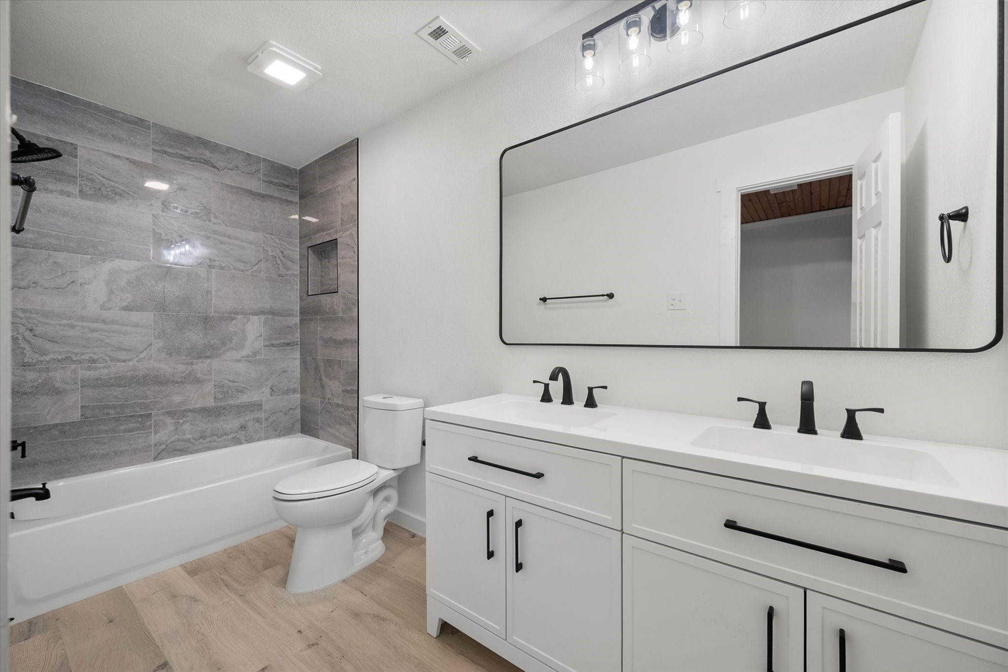 8225 Carlos Street White Settlement TX 76108