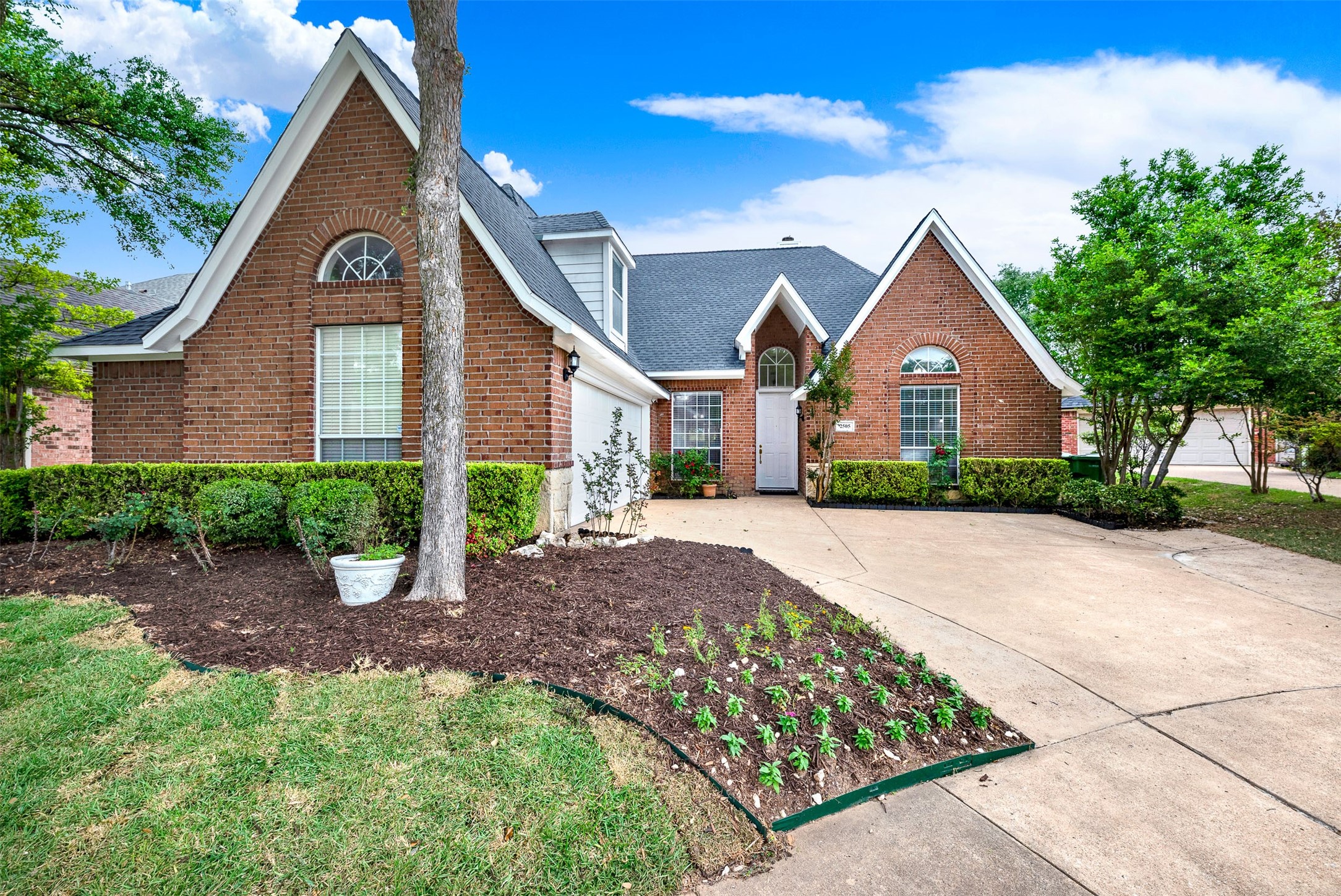 2505 Timber Ridge Drive Garland TX 75044